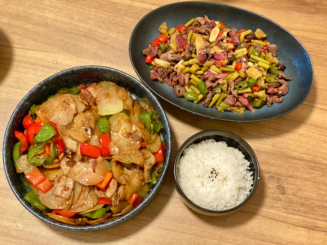 五花肉干煎土豆