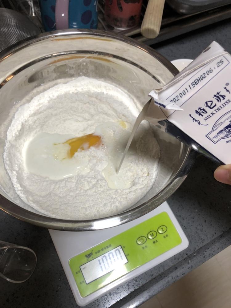 纯奶手撕吐司的做法 步骤1