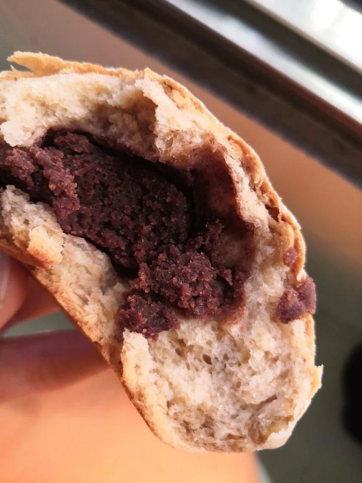 100%全麦黑芝麻餐包（一次发酵）