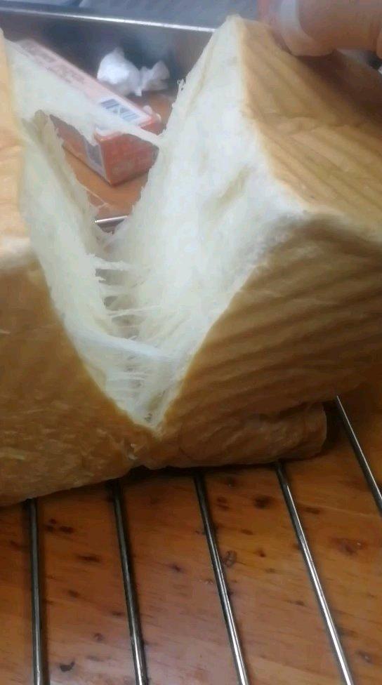 一次发酵纯奶手撕吐司面包（防止面团温度高的方法）B55