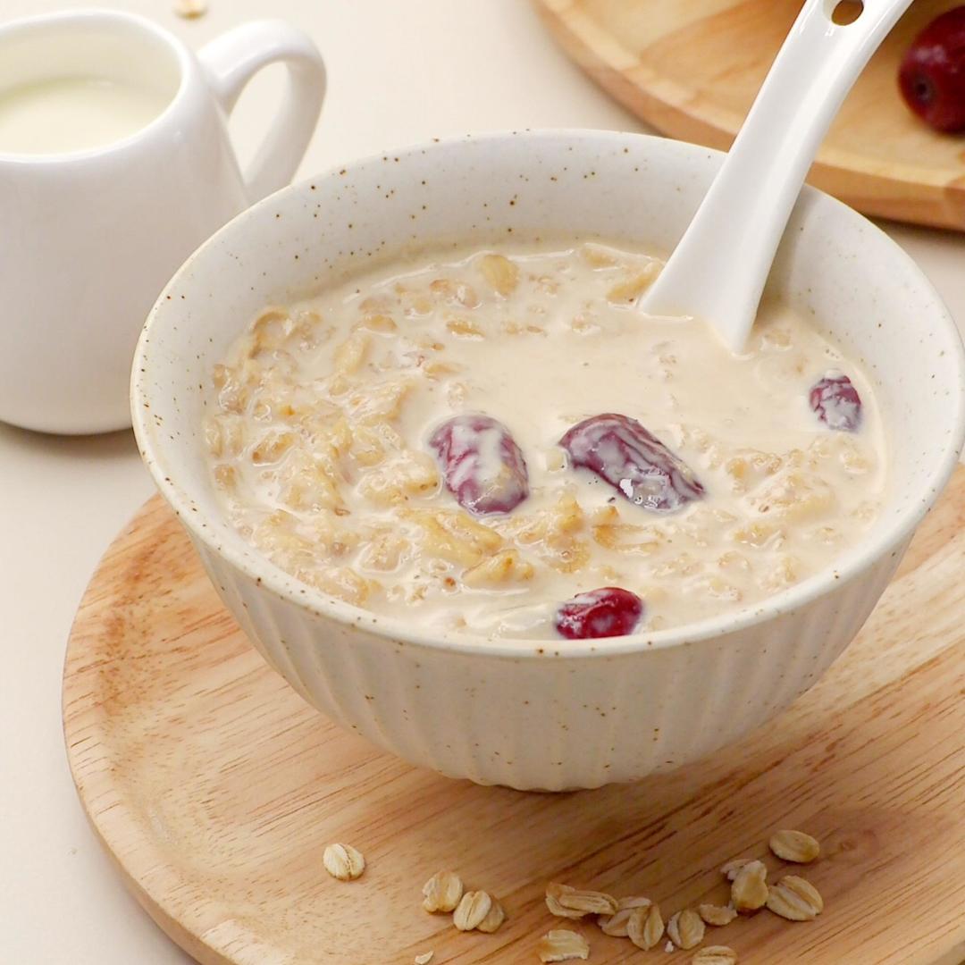 红枣牛奶燕麦粥