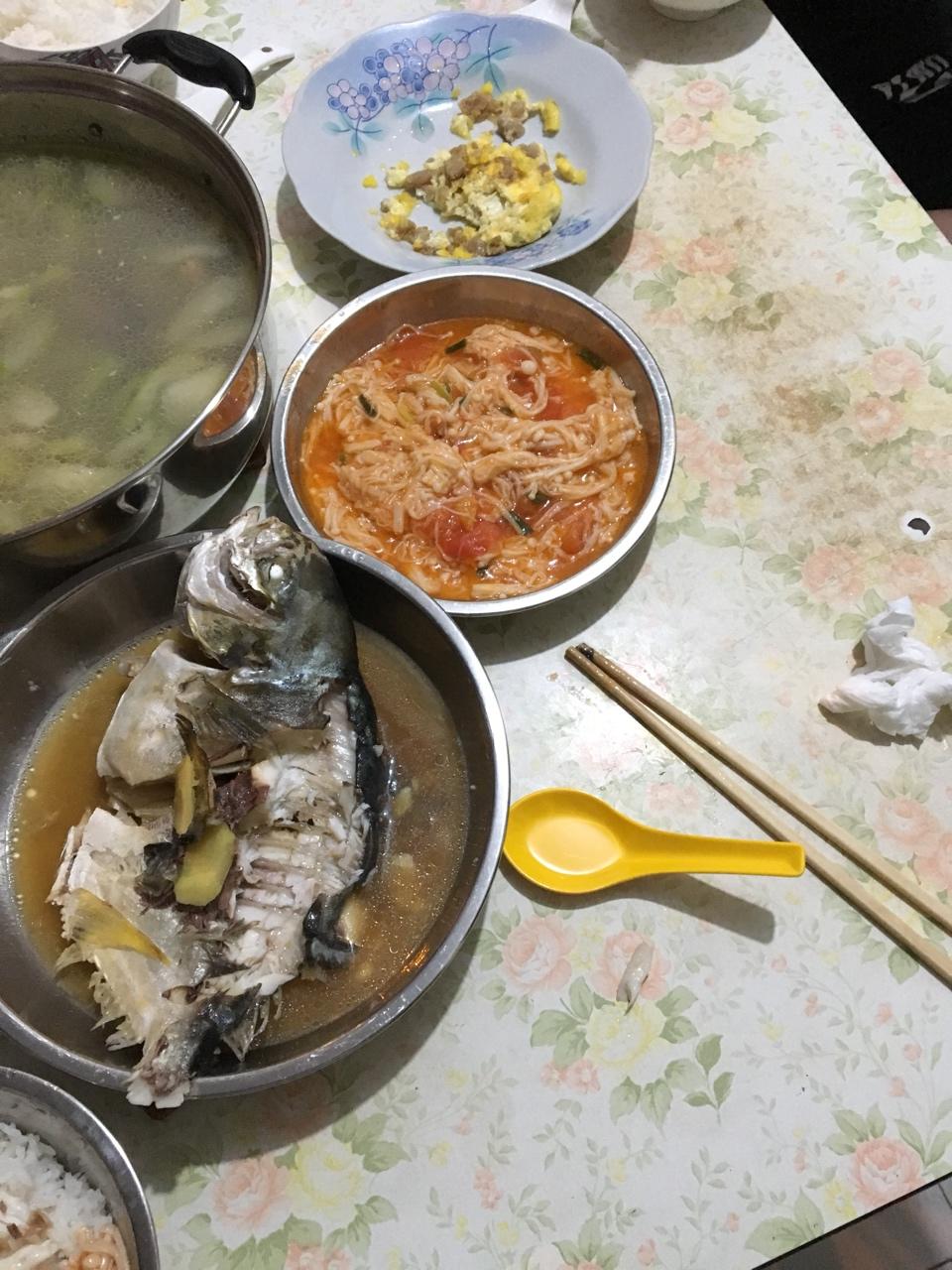 西红柿炒金针菇（绝配）