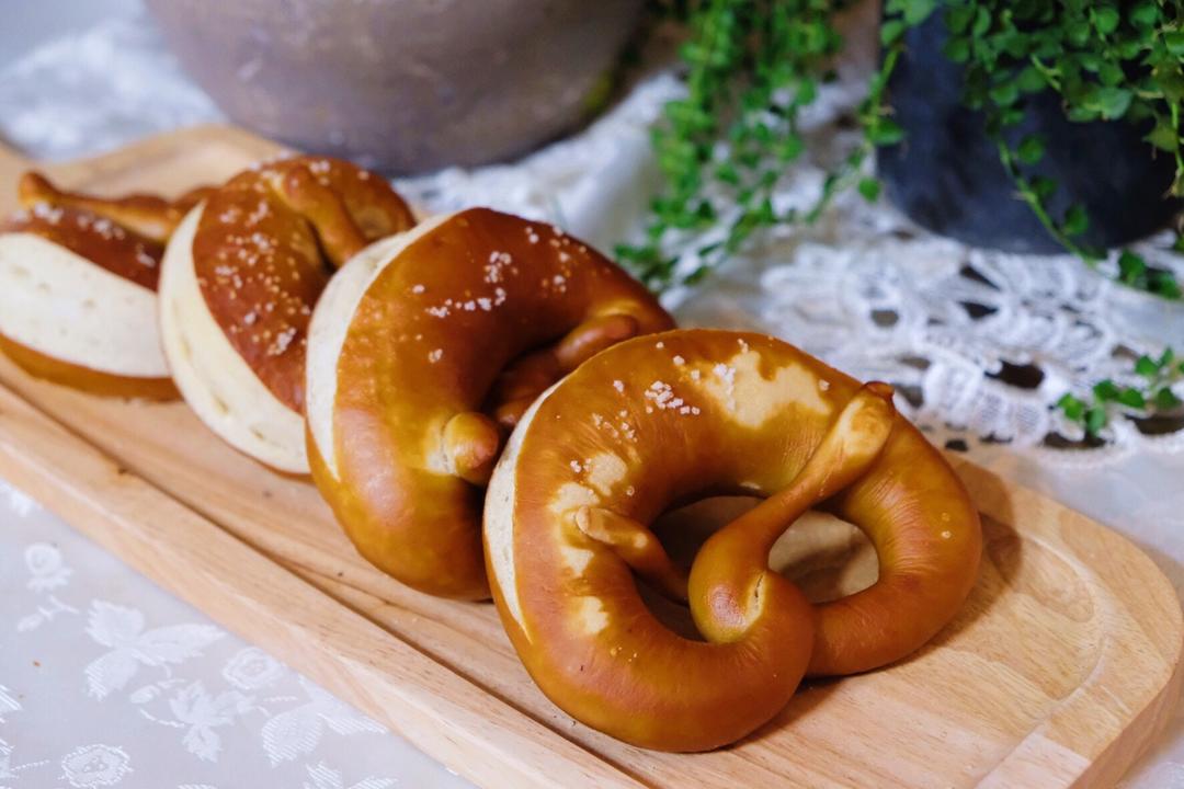 传统德式碱水包