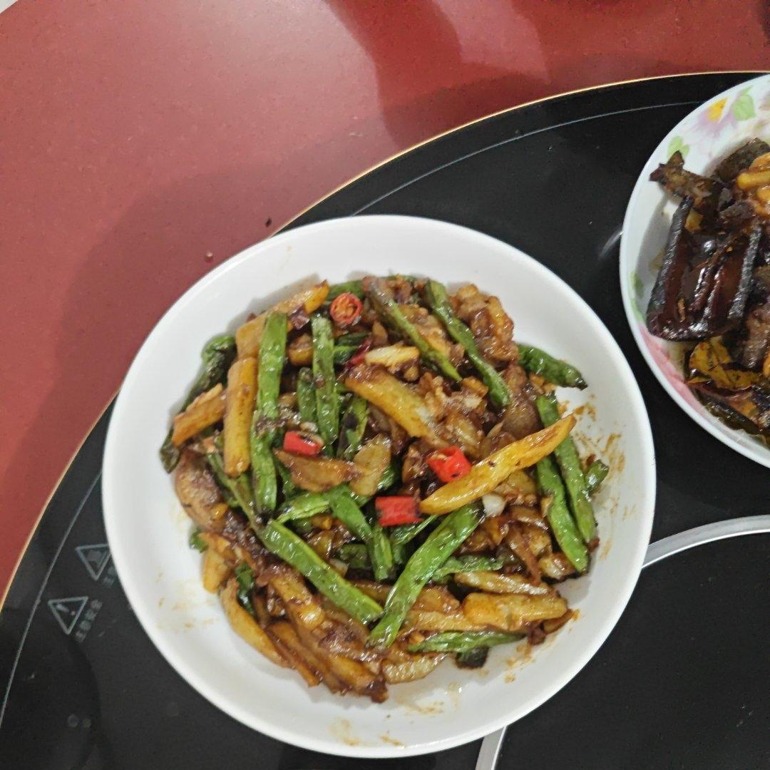 干煸豆角土豆
