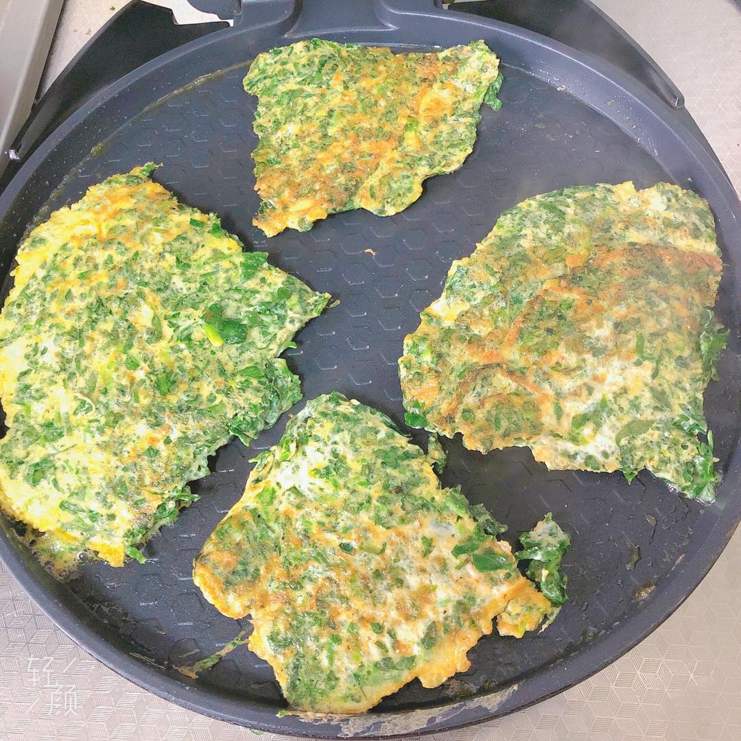 超快手的荠菜鸡蛋饼的做法