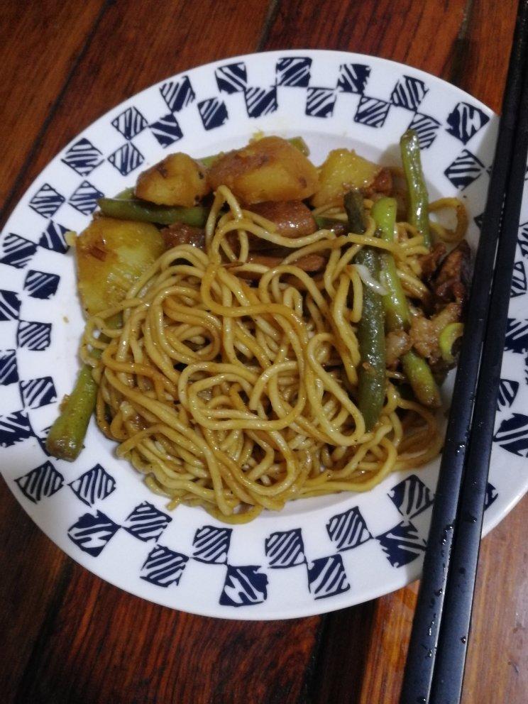 豆角焖面