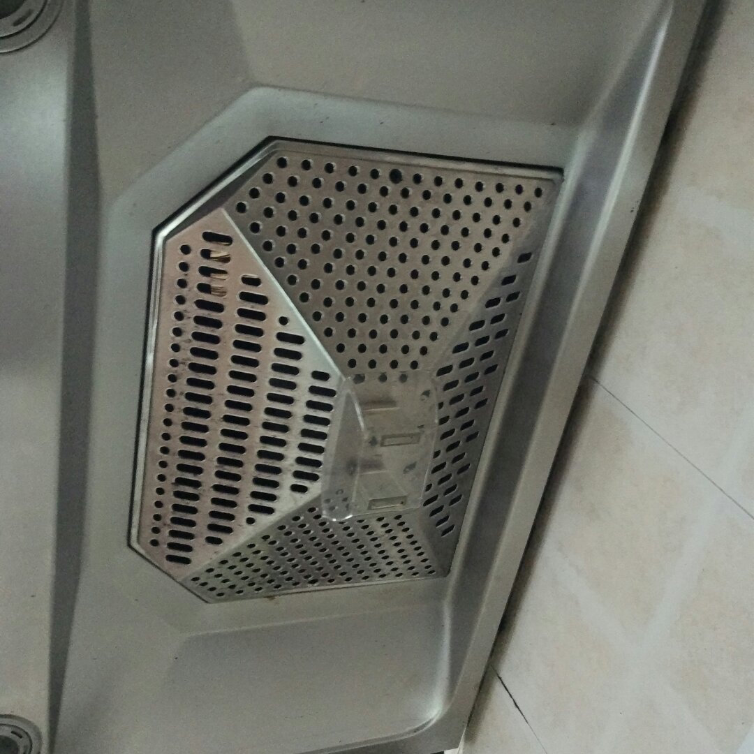 如何轻松、快速、有效的清洗重油污的油烟机？