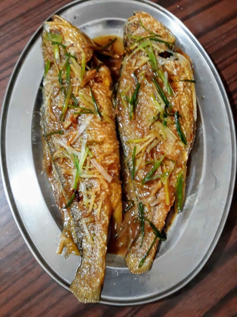 姜葱煎焗黄花魚