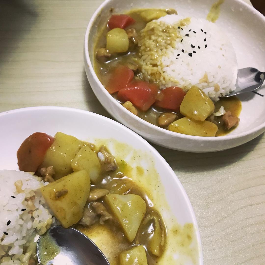 咖喱鸡肉饭