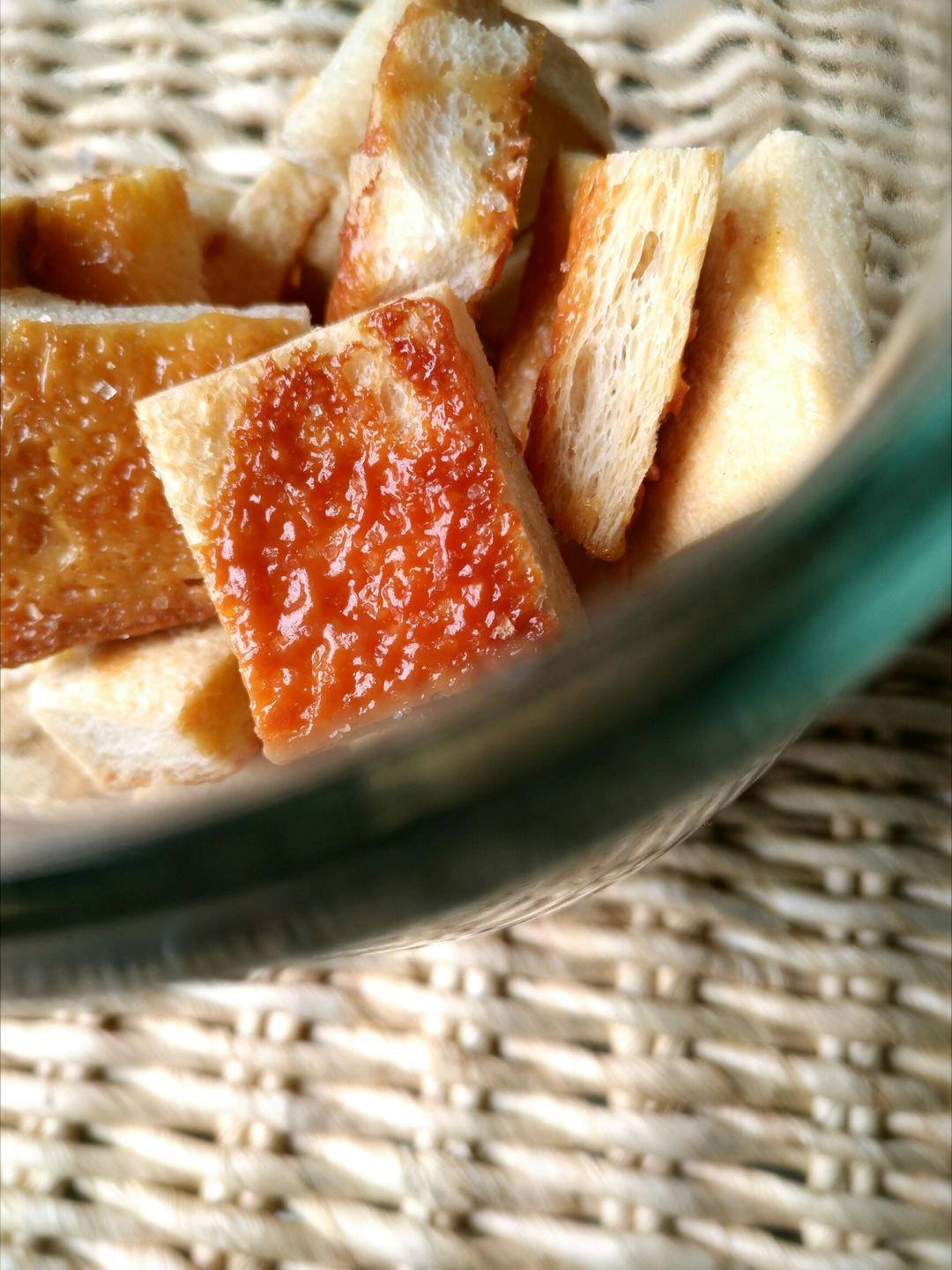 焦糖&蜜糖面包干--剩面包大变身