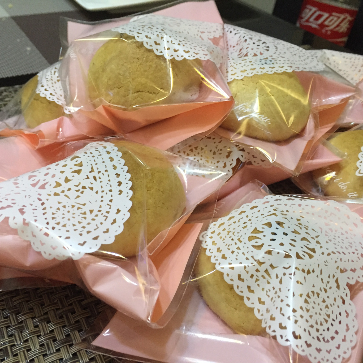 广式月饼—蛋黄莲蓉月饼