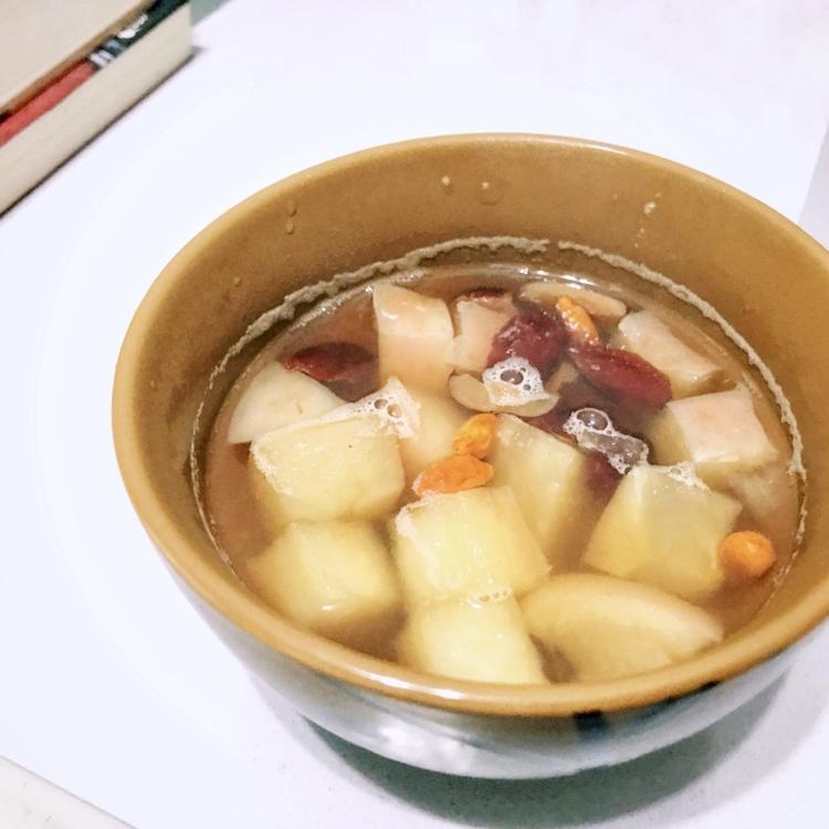 山楂大枣苹果汤