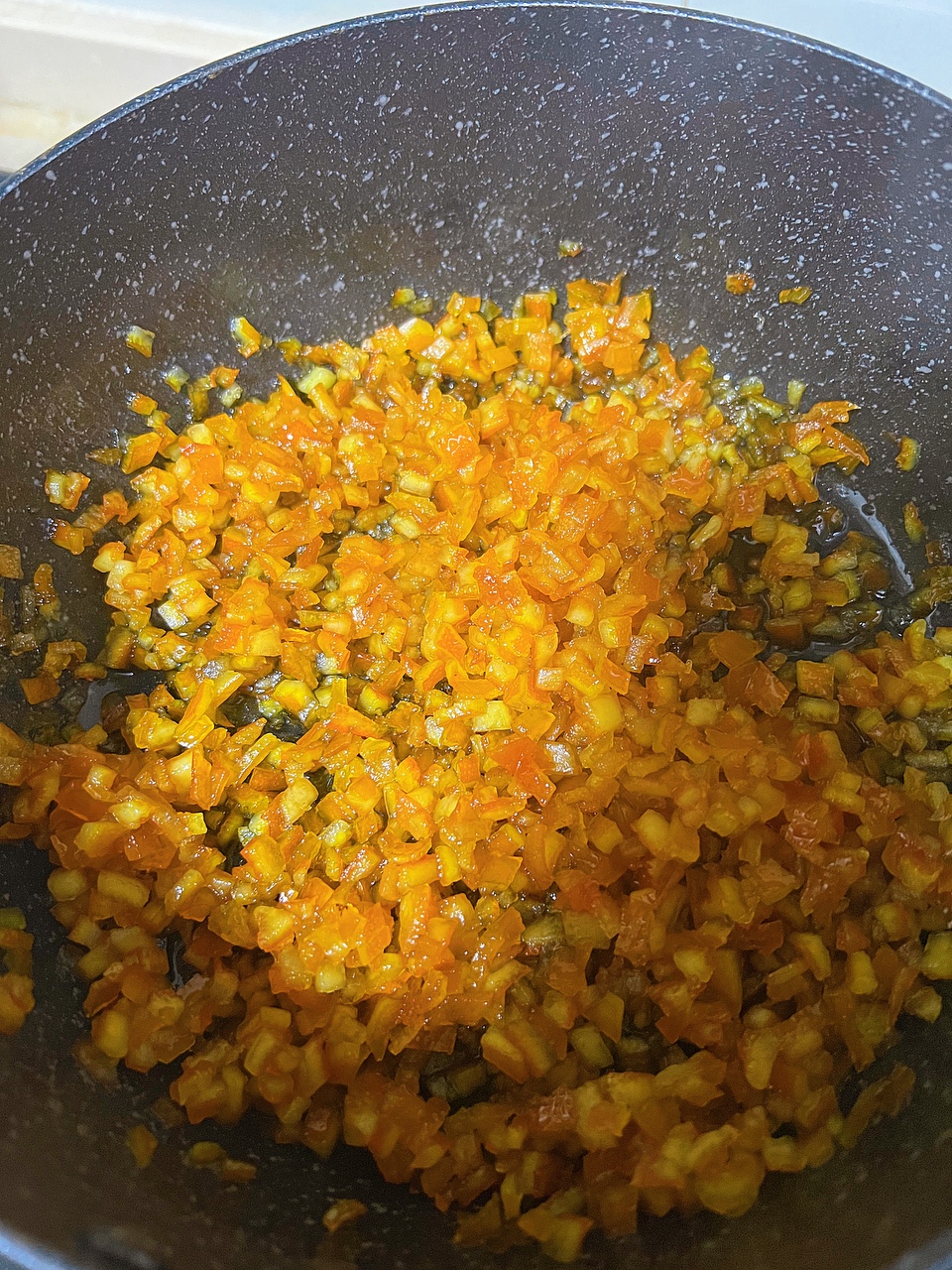 糖渍橙皮丁，有手有锅就能做，超简单～的做法