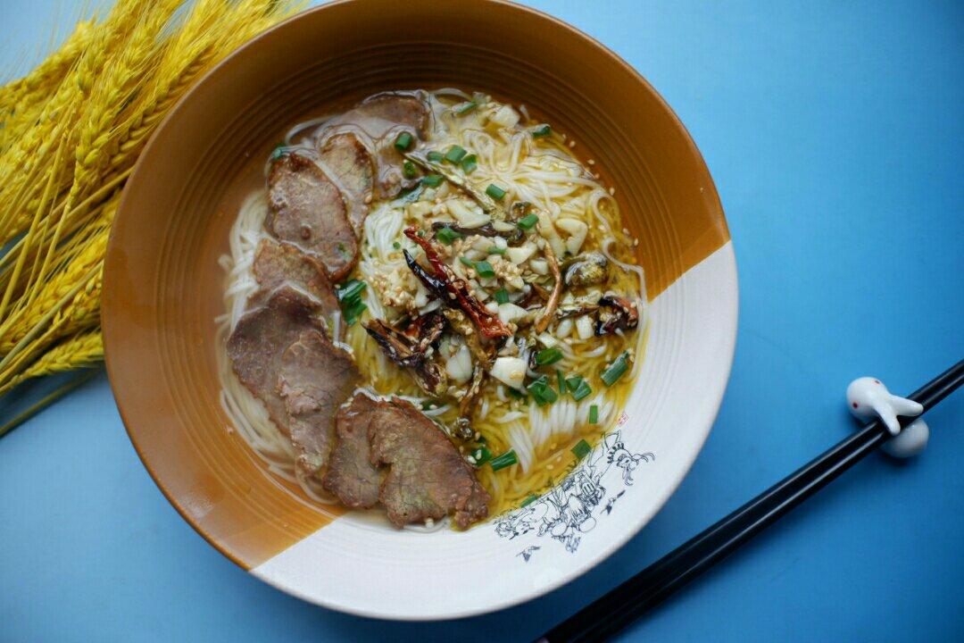 花影月移做的白切牛肉&牛肉面