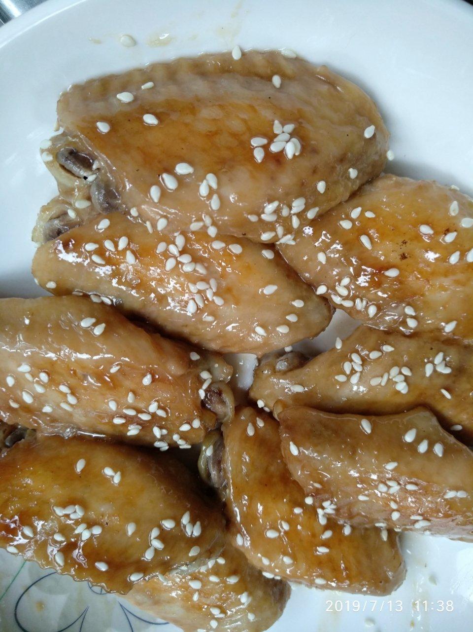 电饼铛煎鸡翅中
