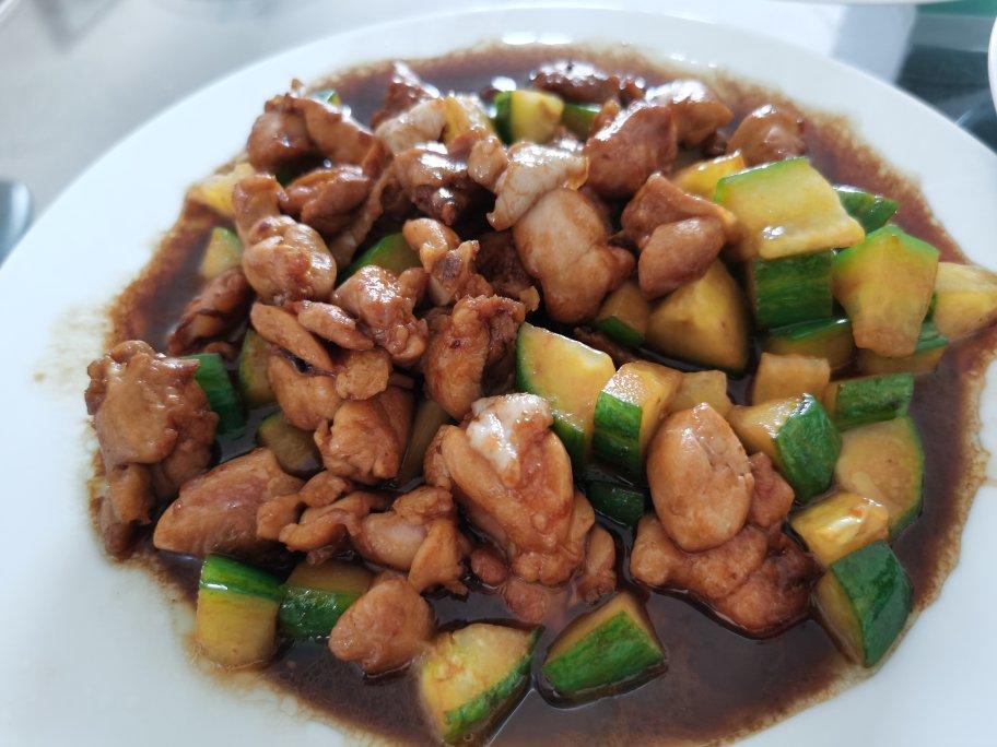 酱爆鸡丁