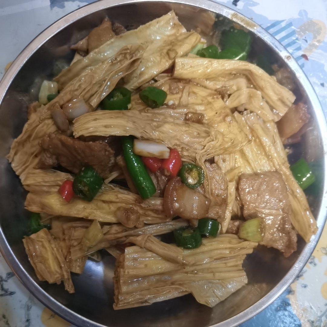 腐竹炒肉