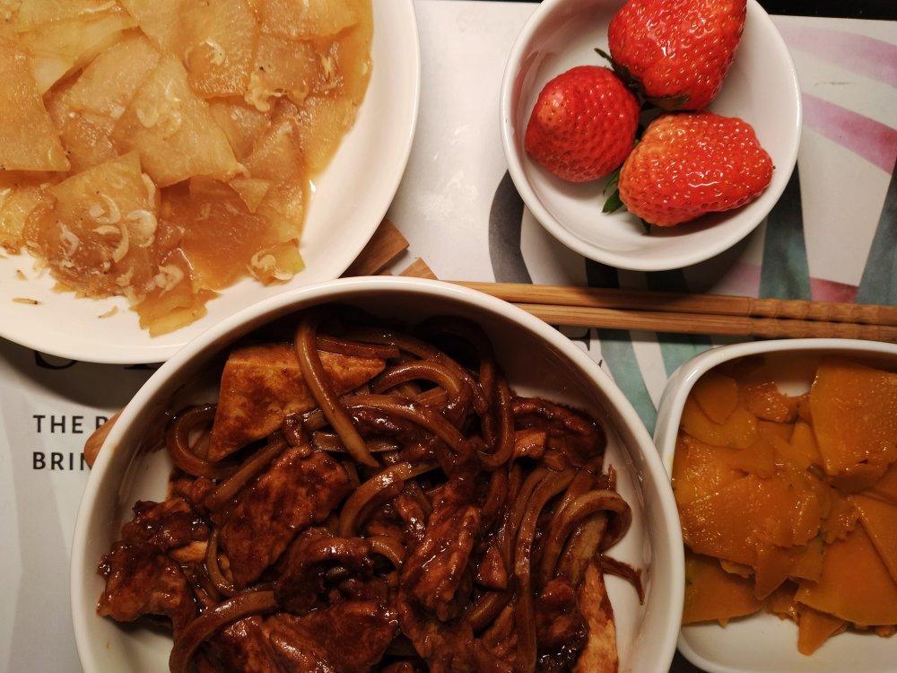 京酱肉丝