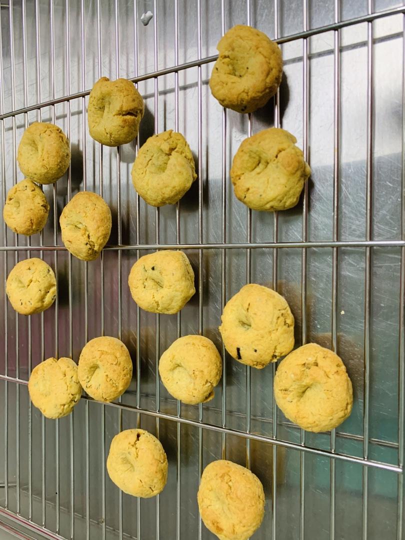 生酮低碳咸蛋黄肉松曲奇