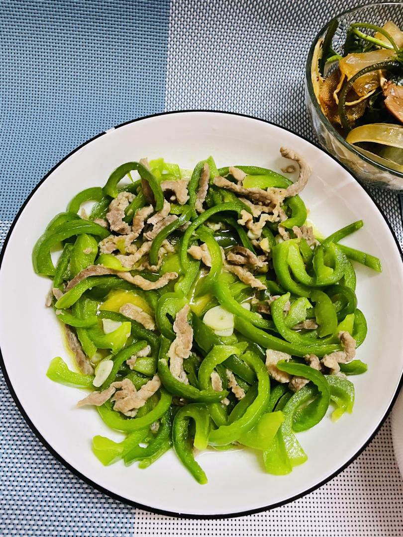 家常菜青椒炒肉