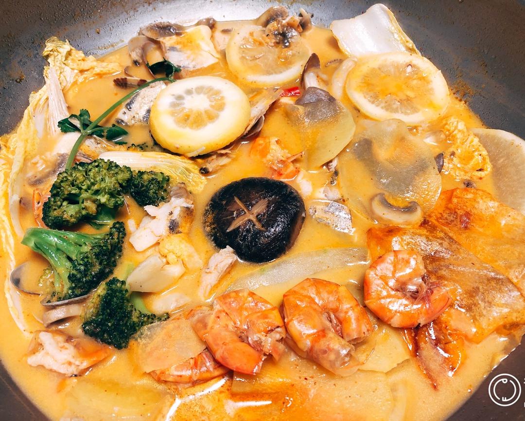 冬阴功汤(秒杀泰式餐馆冬阴功)