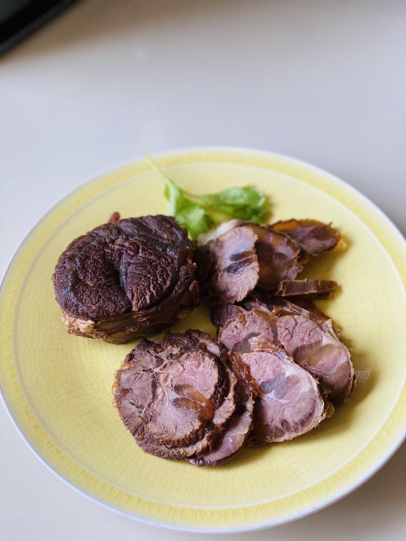 卤牛肉
