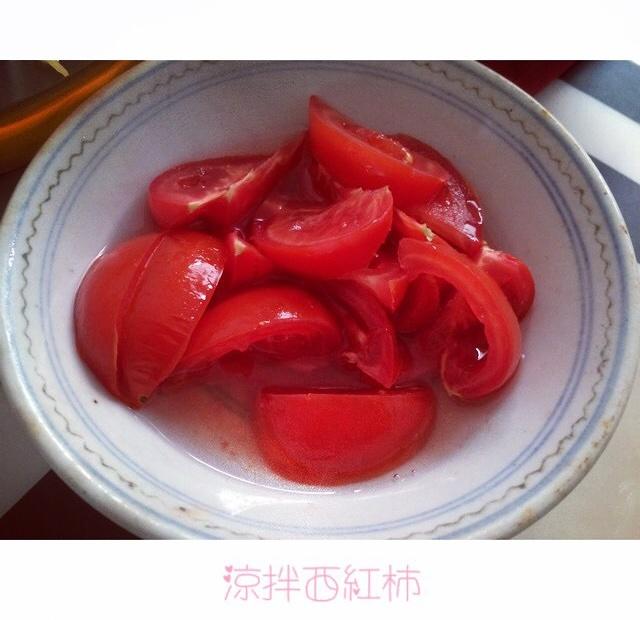 凉拌西红柿