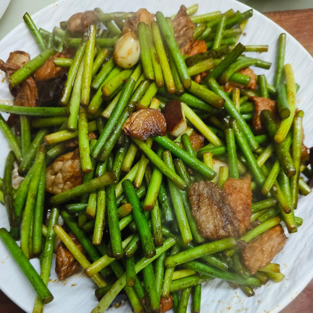 蒜薹炒肉片