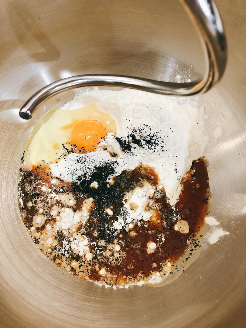 红茶奶酥吐司