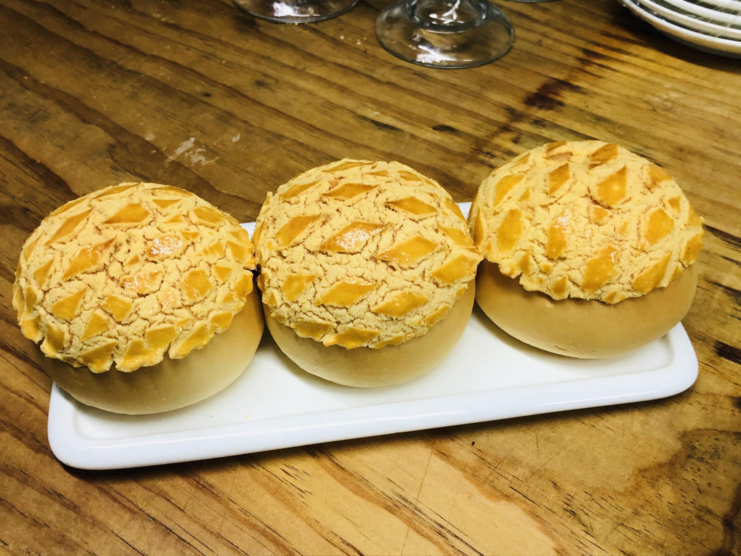 酥皮菠萝包