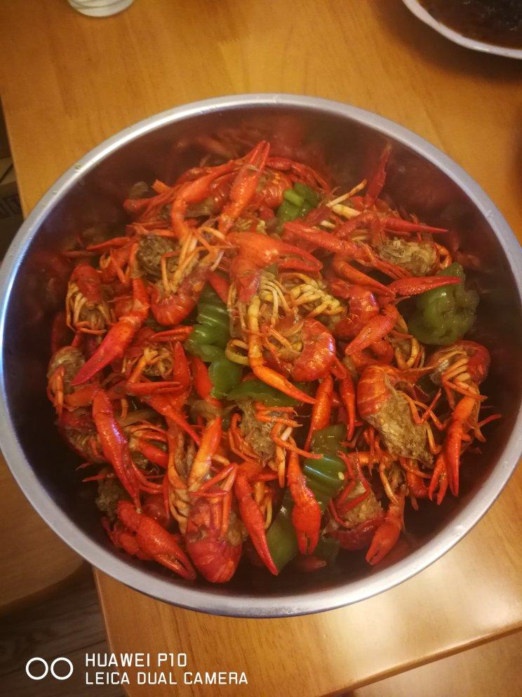 十三香小龙虾