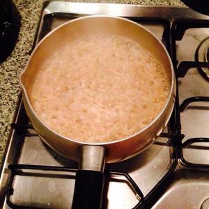 Oatmeal with mixed fruits 什锦水果麦片粥的做法 步骤2