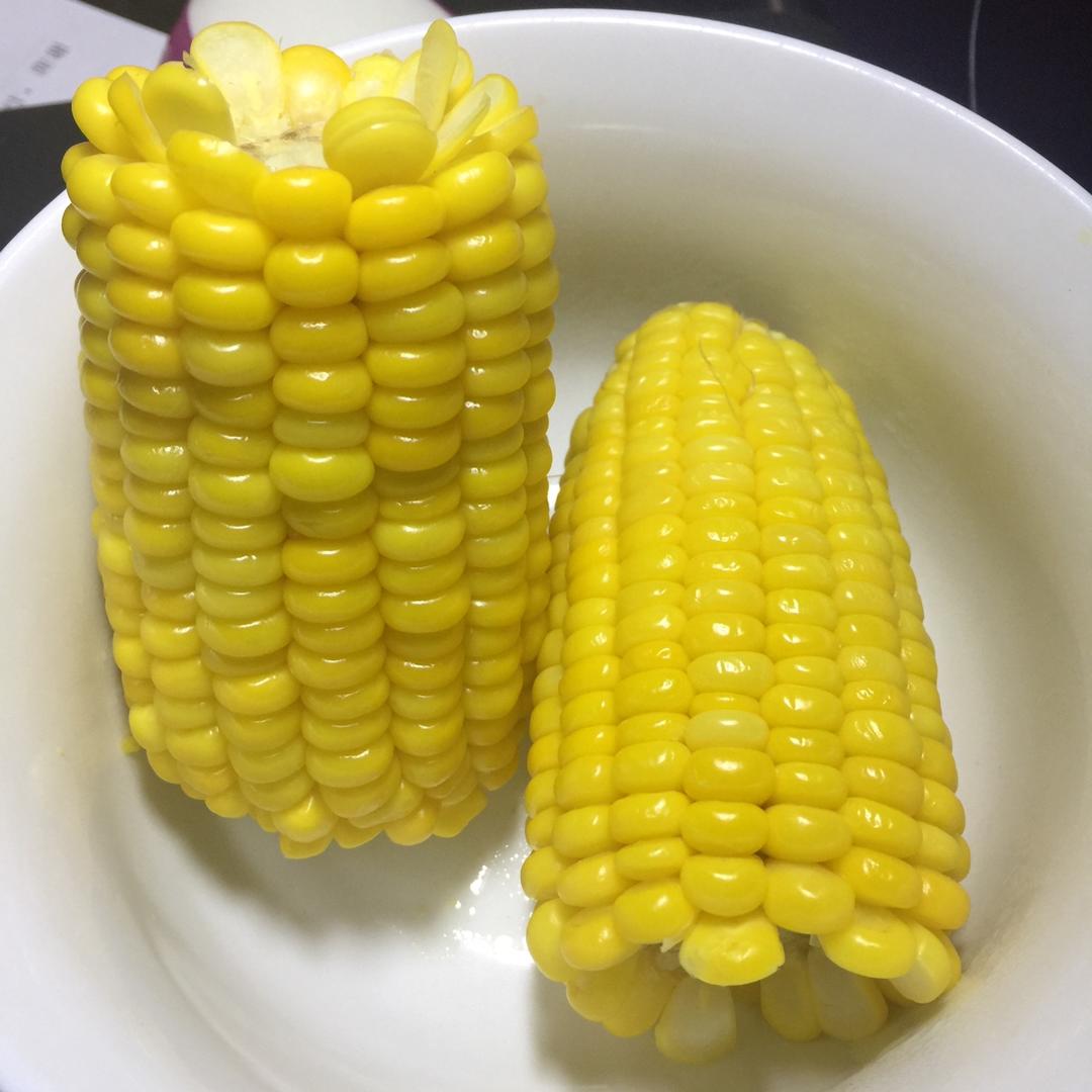 清煮甜玉米