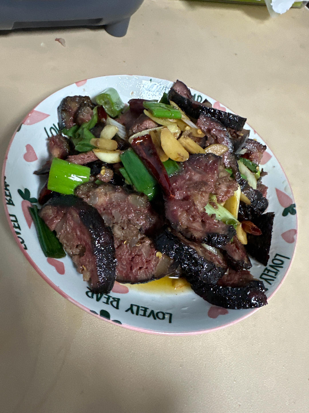 猪血丸子，自己柴火熏制，炒着吃太香了