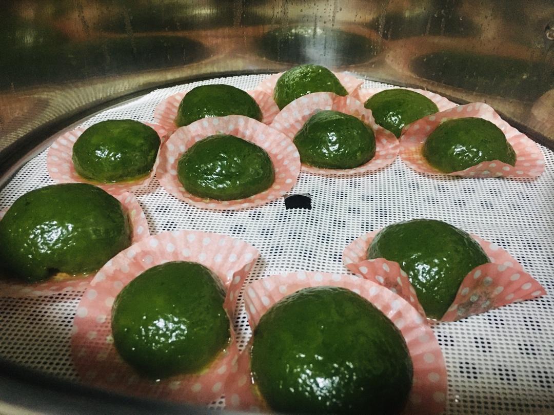 咸蛋黄肉松青团（艾糍）
