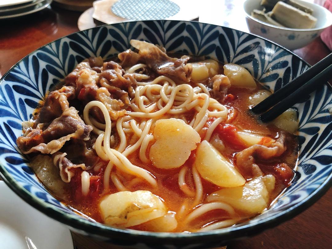 番茄土豆肥牛锅