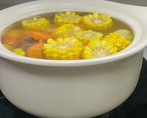 秋日暖汤～秋栗玉米胡萝卜肉骨汤的做法 步骤7