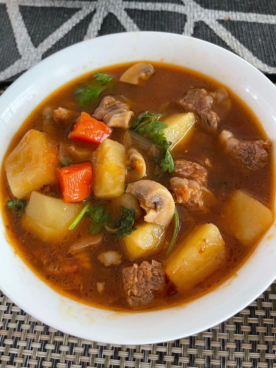 番茄土豆炖牛腩