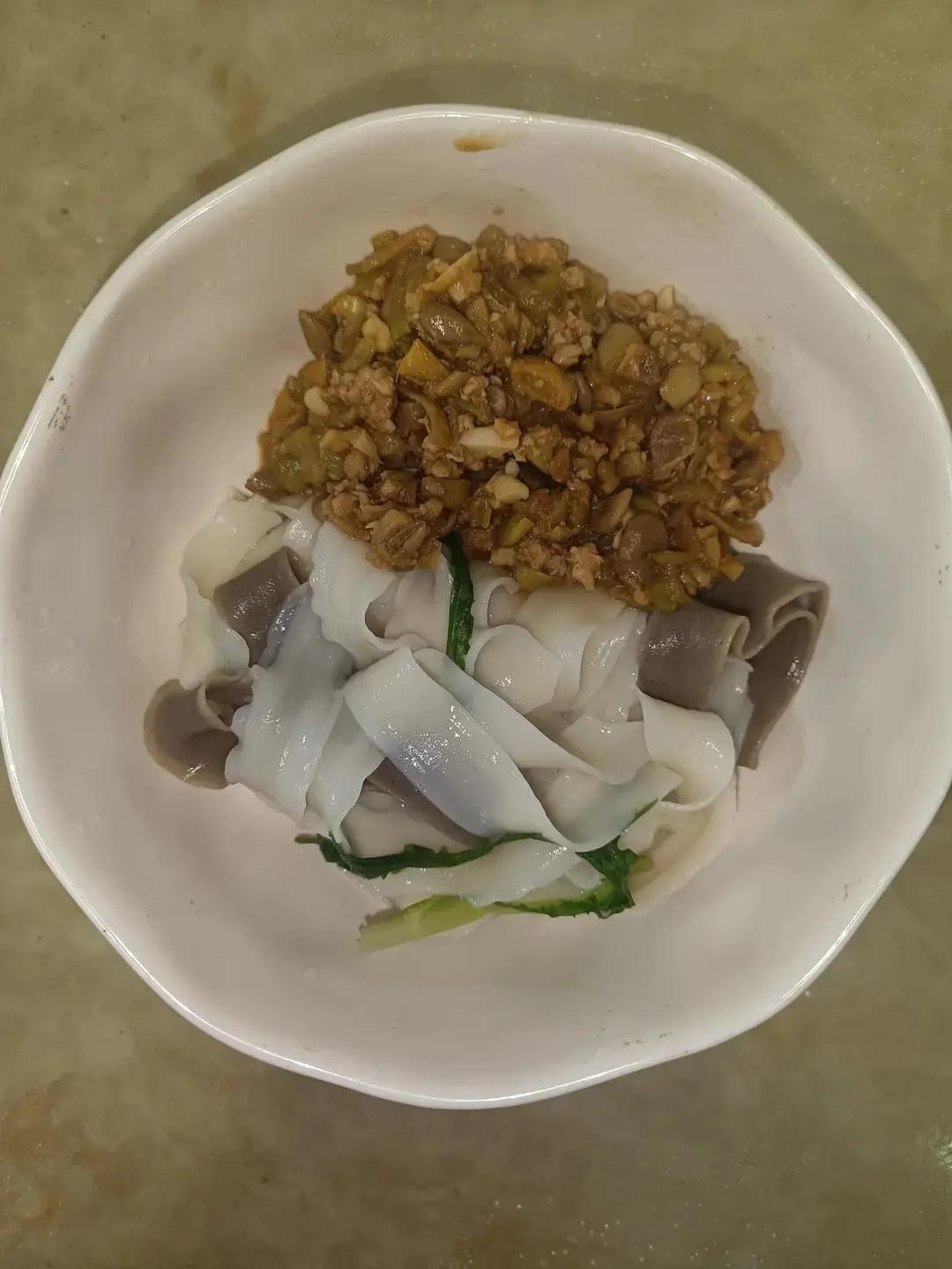 肉末豆角打卤面