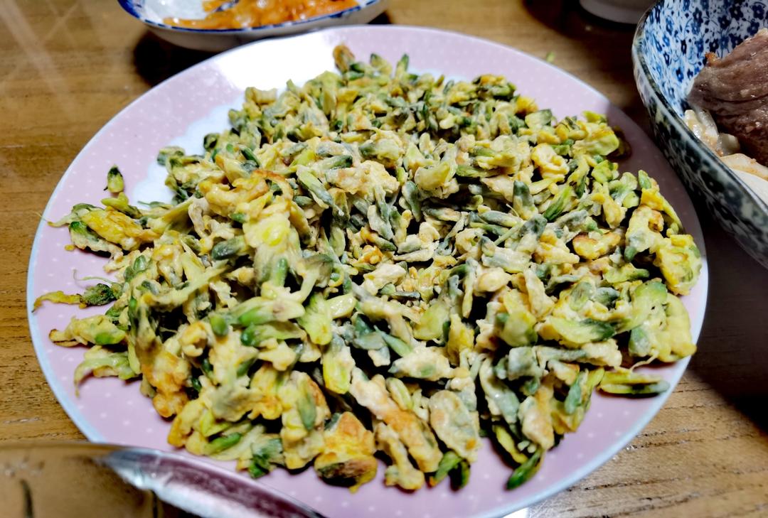 春日限定槐花炒鸡蛋