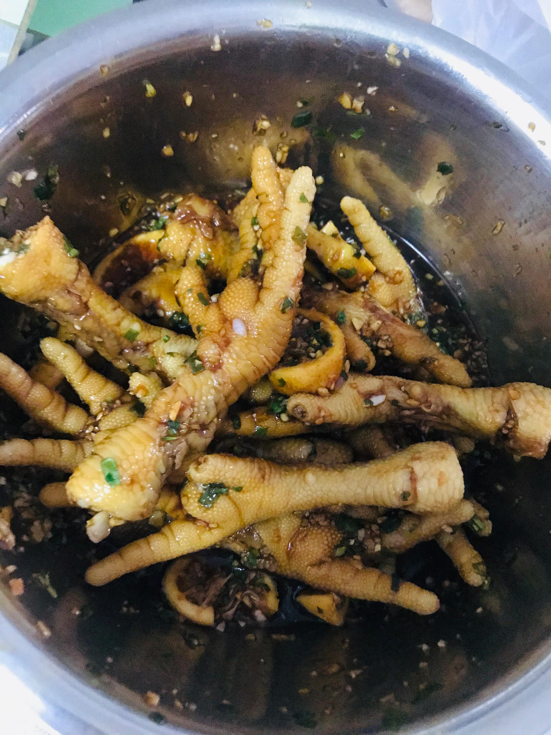 💥疫情期吃啥？🍋柠檬酸辣手撕鸡腿🔥酸辣爽口开胃