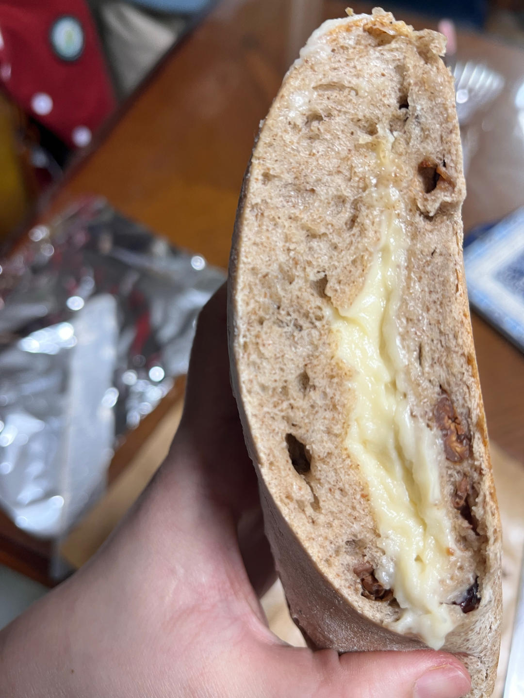 全麦蔓越莓核桃软欧包