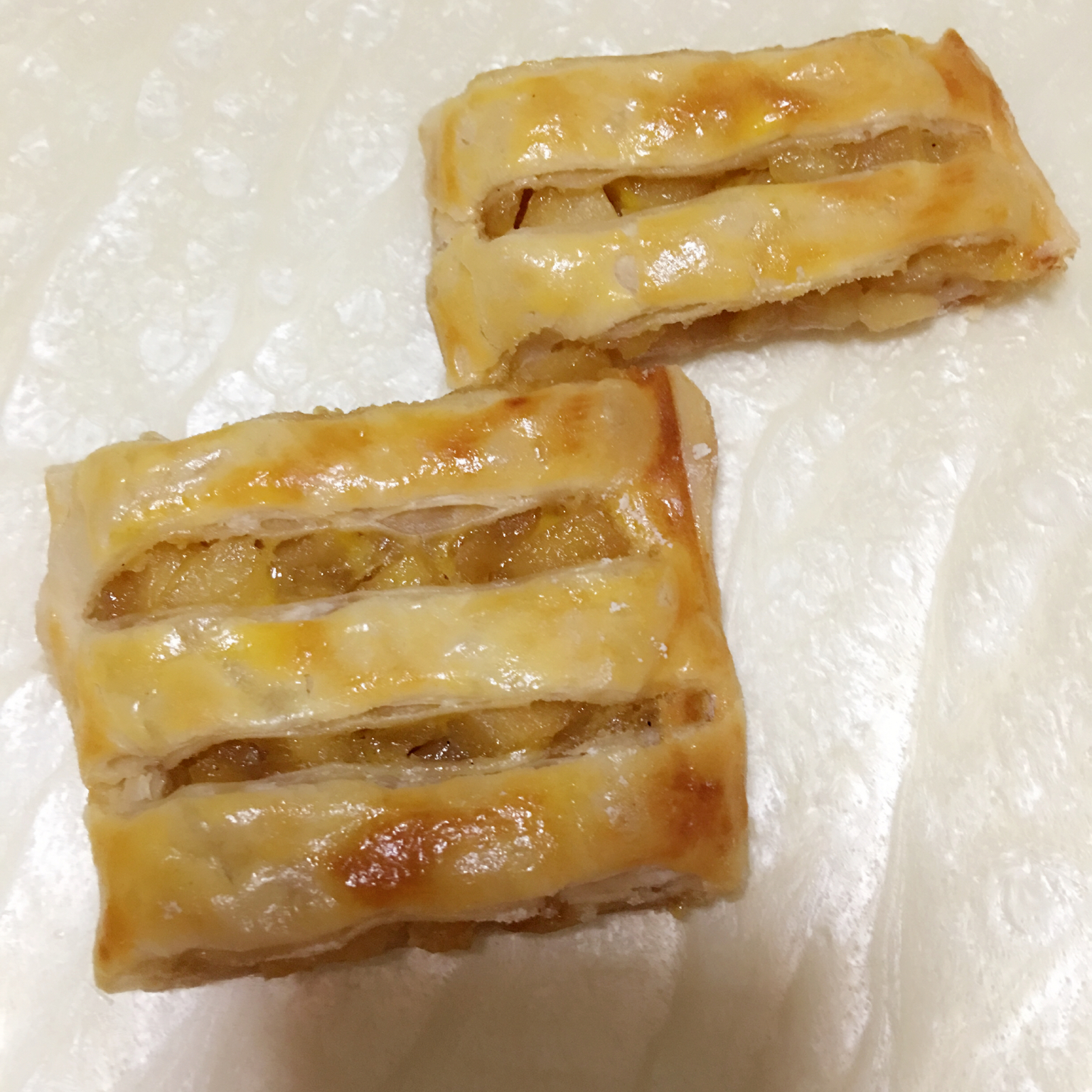 百叶窗派jalousies（飞饼皮苹果馅）