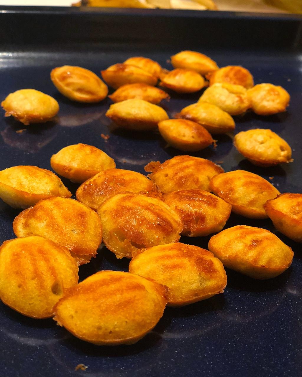 香蕉白巧玛德琳