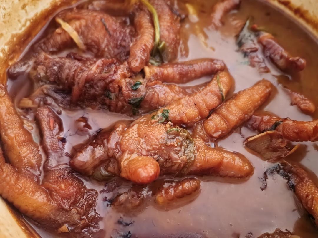 复刻某胖子158鸡爪煲，在家做要花多少