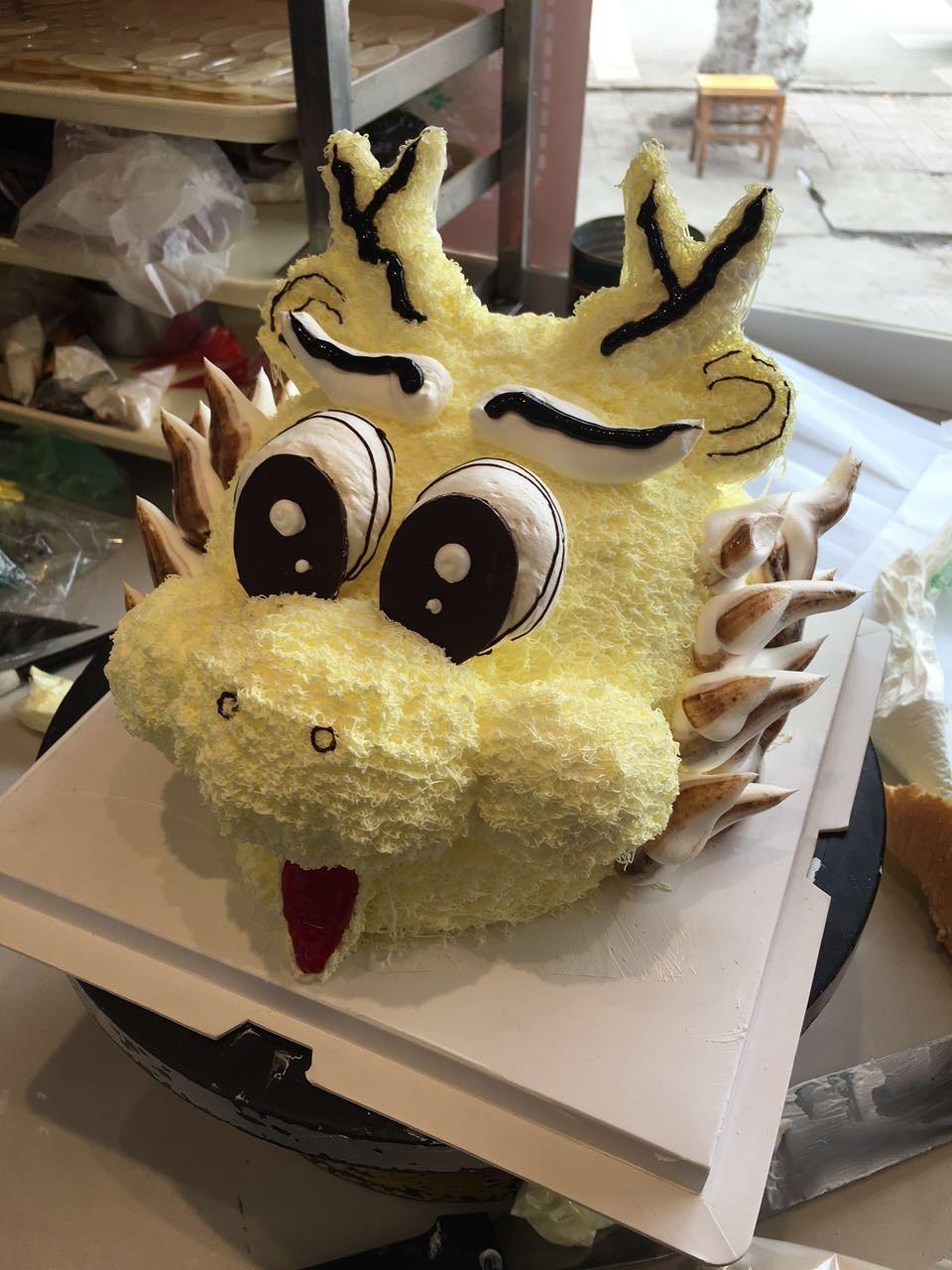 蛋糕.卡通龙的做法 步骤2