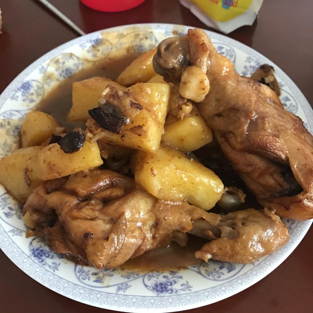 红烧土豆炖鸡腿