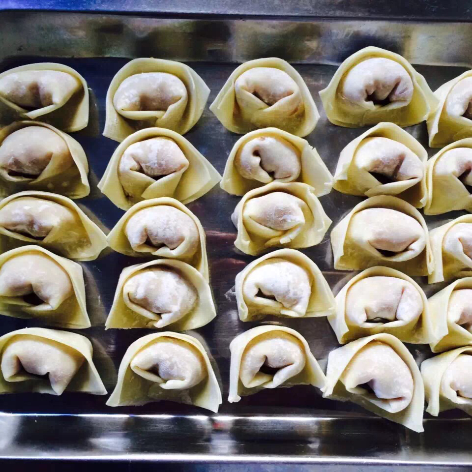 上海荠菜大馄饨