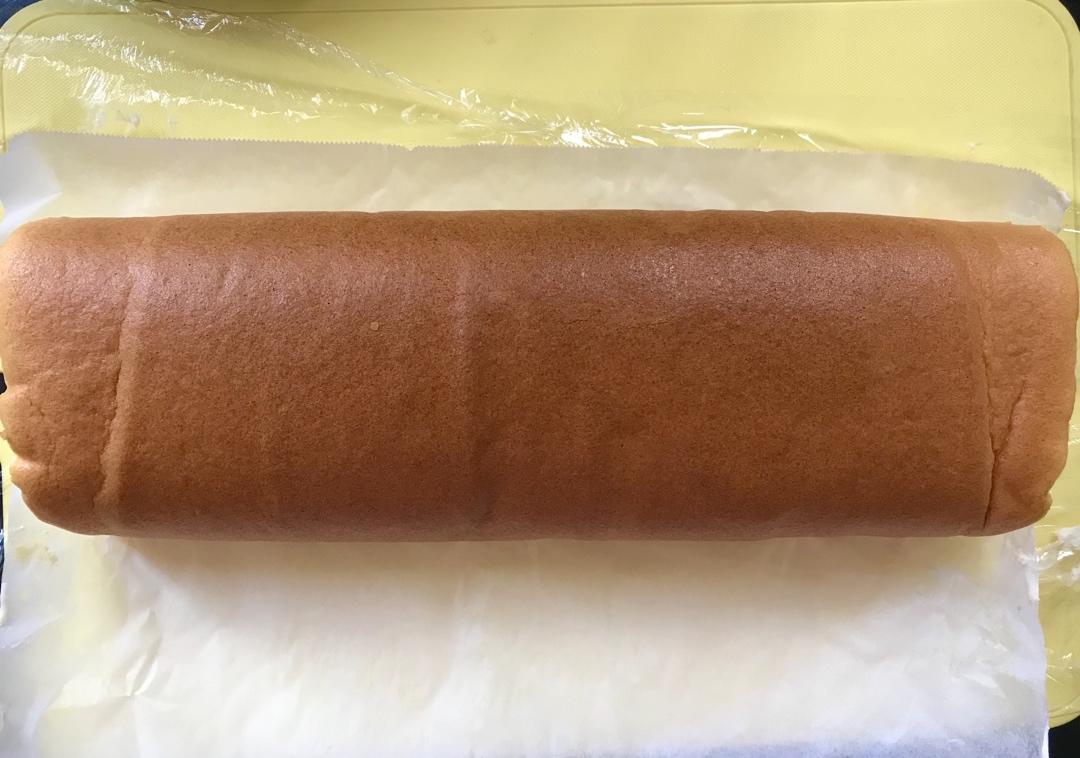 《Tinrry下午茶》教你做基础原味蛋糕卷