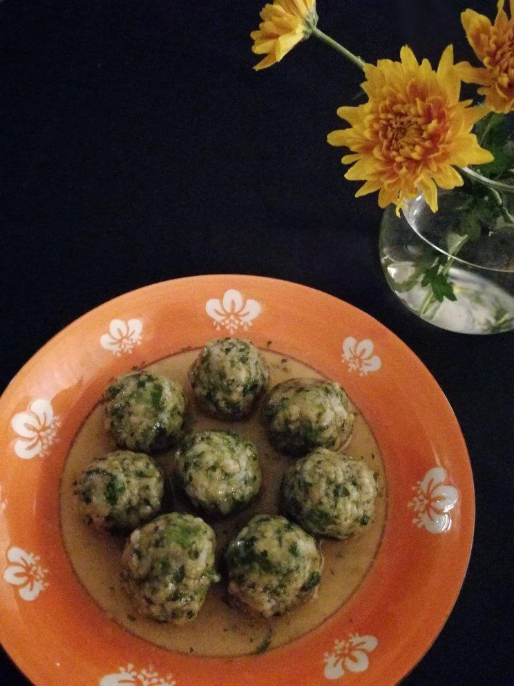 香菜汤圆（家乡特色）